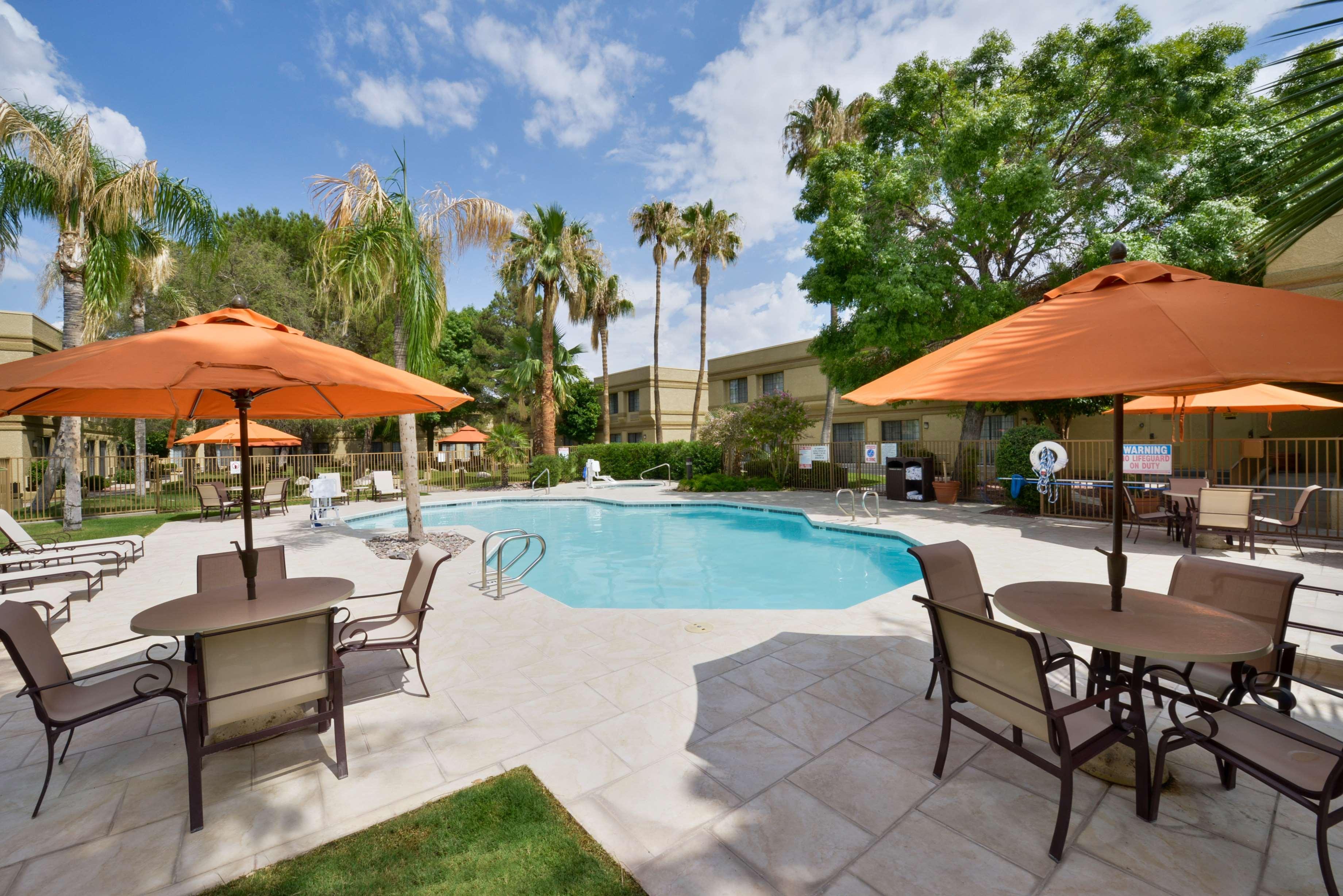 Wyndham Tucson Airport Hotel & Conference Center Exterior foto
